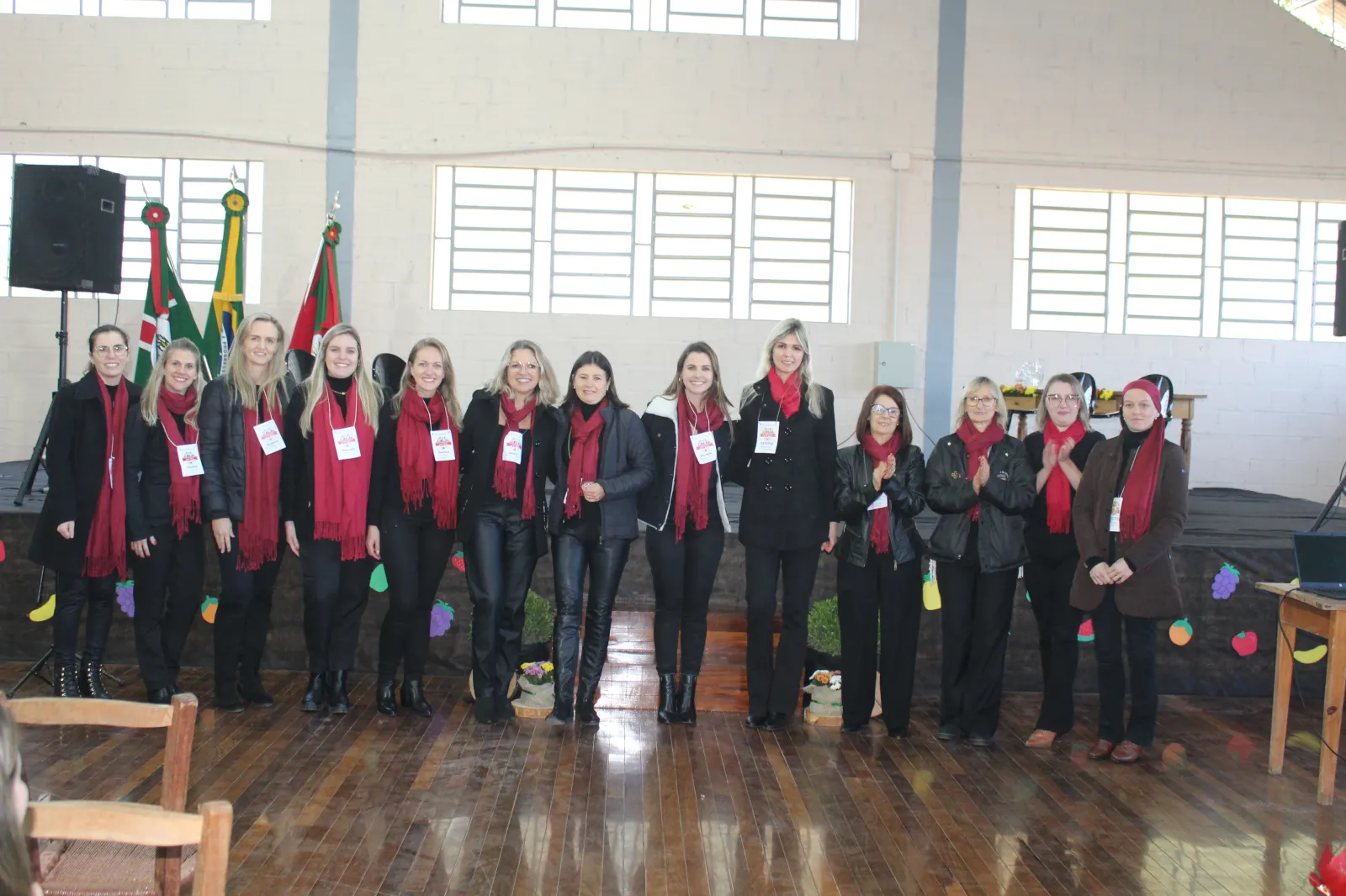 Merendeiras participaram de formação em encontro regional realizado em Salvador do Sul