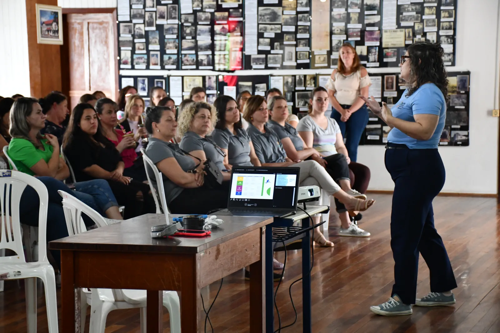 Monitoras de Salvador do Sul recebem capacitação pelo Programa TEAcolhe